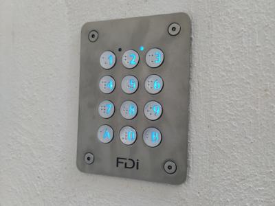 Local con negocio de trasteros