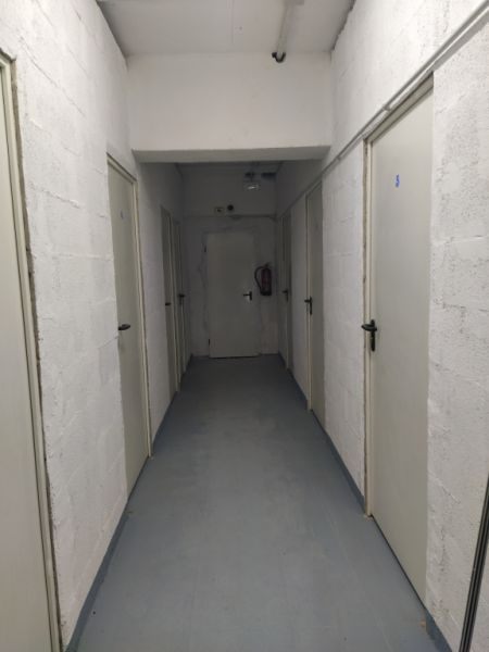 Local con negocio de trasteros