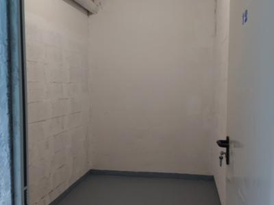 Local con negocio de trasteros