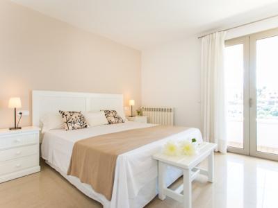 Chalet adosado en Cala Mandia