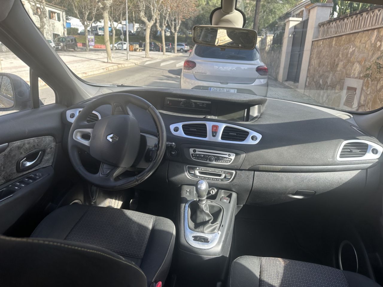 Renault Scenic Grande con nueva inspección (TÜV)