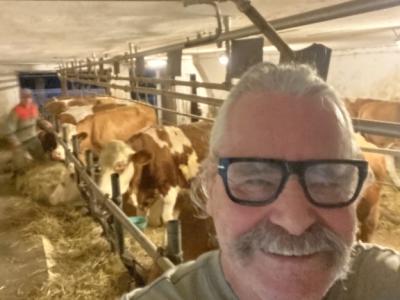 Rentner bietet seine Arbeitskraft sucht Zimmer