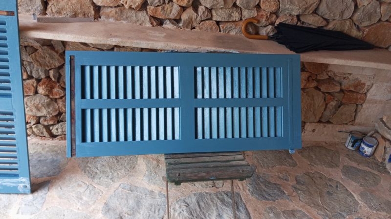 Reparación i pintura. Persianas. Puertas etc.