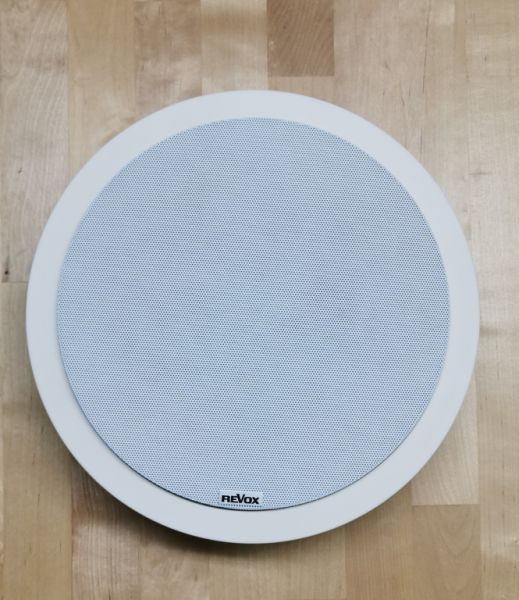 Revox, altavoz integrado