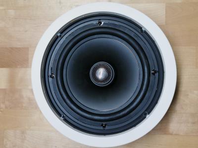 Revox, altavoz integrado