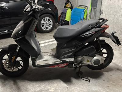 Roller Aprilia Sr125 EcoSport schwarz
