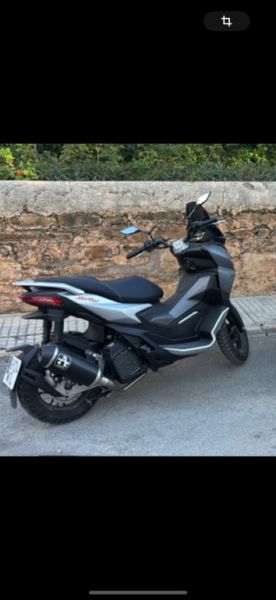 Roller Aprillia SR GT200 -  Bj. 08 / 2024 - 1050 km - unfallfrei