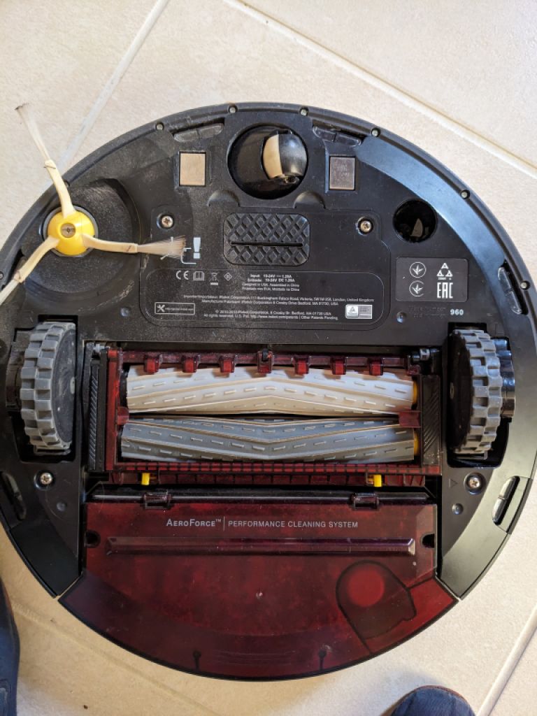 Aspirador ROBOT Roomba 960