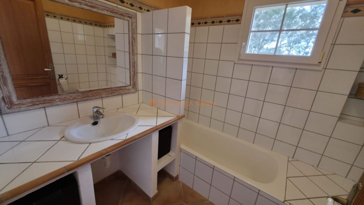 Rustikale Finca zur Miete zwischen Portocolom und S’Horta