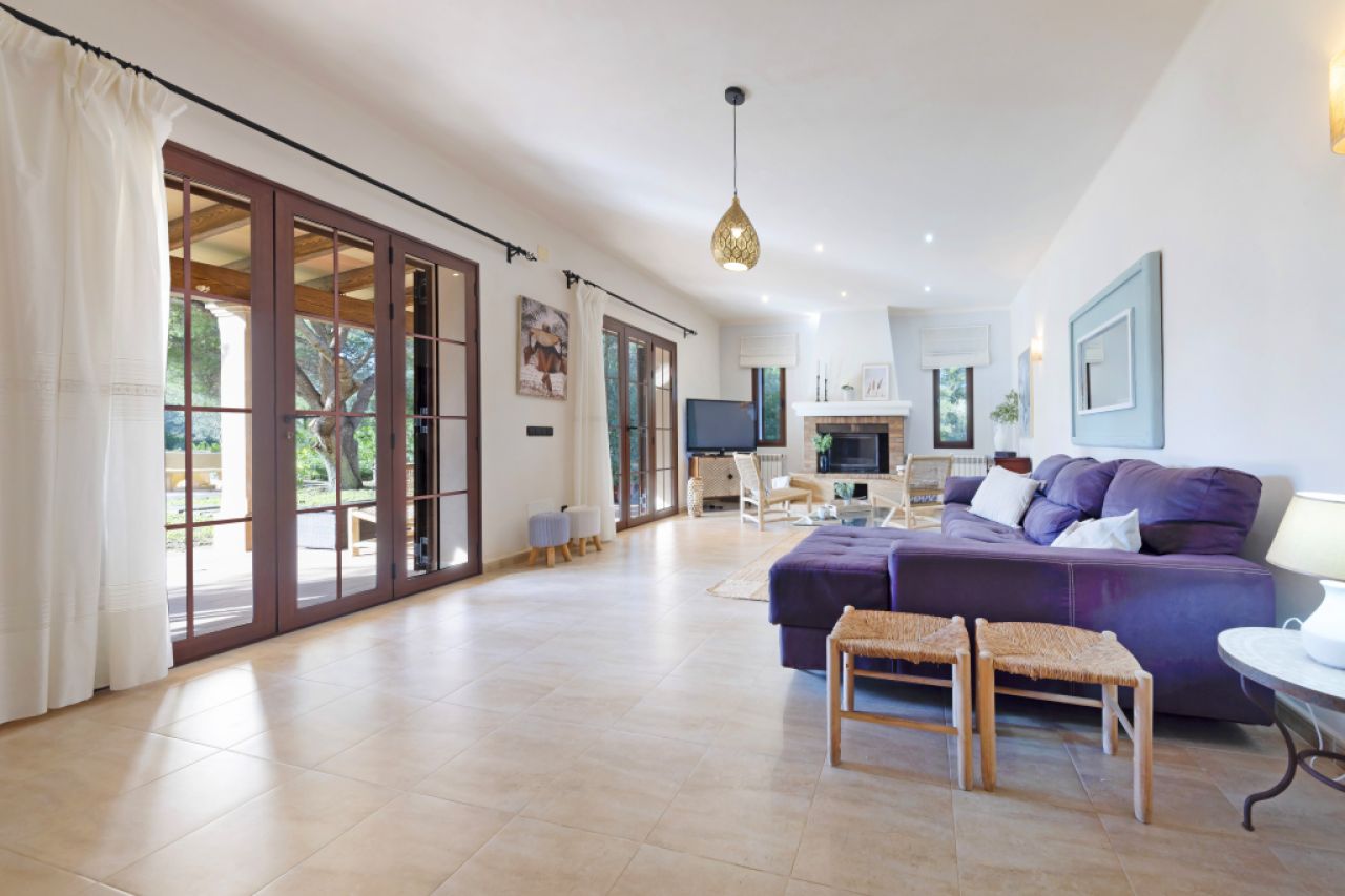 Rustikale Immobilie zum Verkauf in Portocolom -Ref. Baes-2021