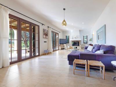 Rustikale Immobilie zum Verkauf in Portocolom -Ref. Baes-2021