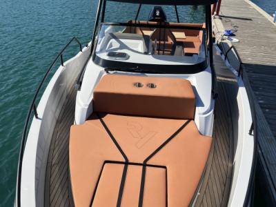 RYCK 280 – Potencia, estilo y diversión en el mar!