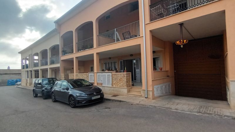 SAISON 2 - 10 Monate: Modernes Reihenhaus mit vielen Terrassen in 2 Linie von Sa Rapita-RH 09 WT