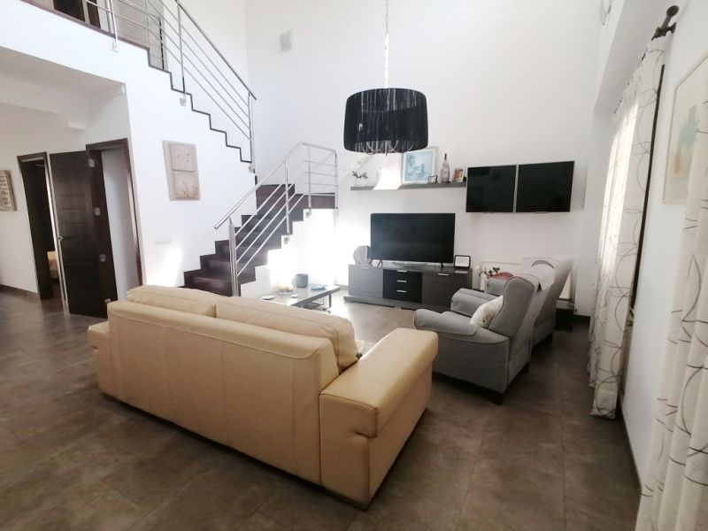 Temporada: Chalet de 2 plantas con piscina y calefacción central de gasoil en Son Bielo - Sa Ràpita 