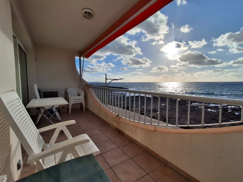 Temporada 26/27: Bonito apartamento en primera línea de la costa de Colonia St. Jordi -- AP 08 T