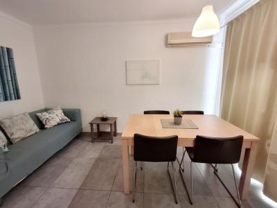 Temporada 26/27: Bonito apartamento en primera línea de la costa de Colonia St. Jordi -- AP 08 T
