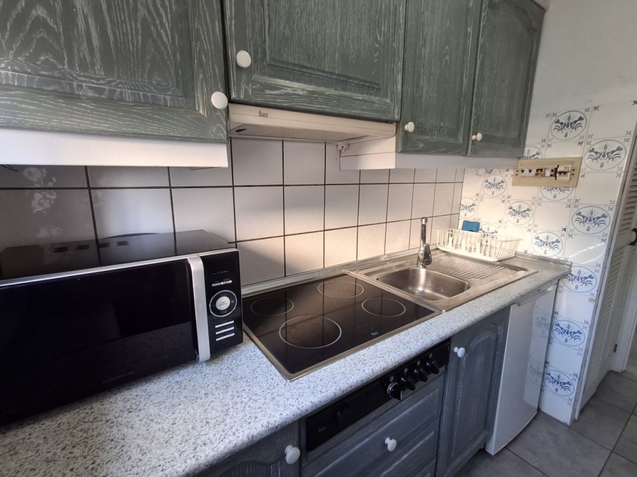 Temporada 26/27: Bonito apartamento en primera línea de la costa de Colonia St. Jordi -- AP 08 T