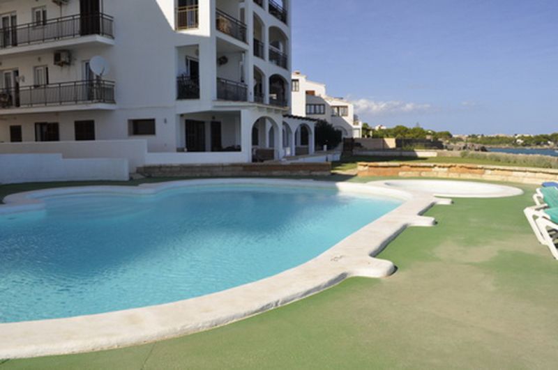 SEASON from SEPT 26 : Ground floor apartment with fireplace, pool and sea view in Porto Colom -- AP 