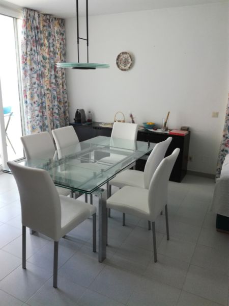 SEASON from SEPT 26 : Ground floor apartment with fireplace, pool and sea view in Porto Colom -- AP 