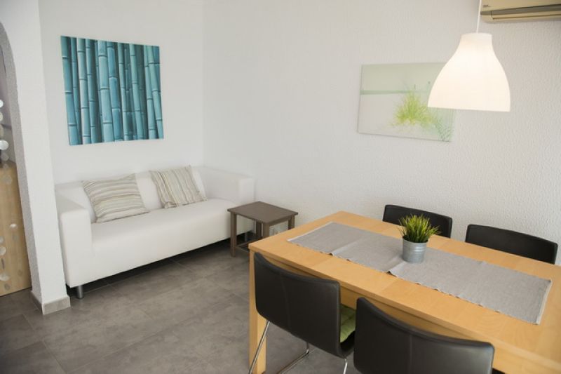 SEASON: Apartment in 1. Line of the beach and coast of Colonia St Jordi-- AP 08 T