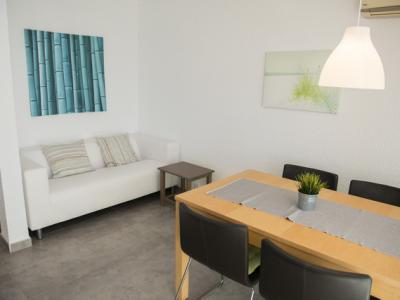 SEASON: Apartment in 1. Line of the beach and coast of Colonia St Jordi-- AP 08 T