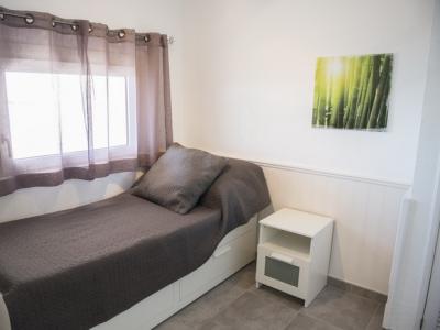 SEASON: Apartment in 1. Line of the beach and coast of Colonia St Jordi-- AP 08 T