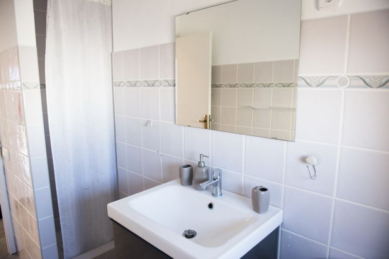 SEASON: Apartment in 1. Line of the beach and coast of Colonia St Jordi-- AP 08 T