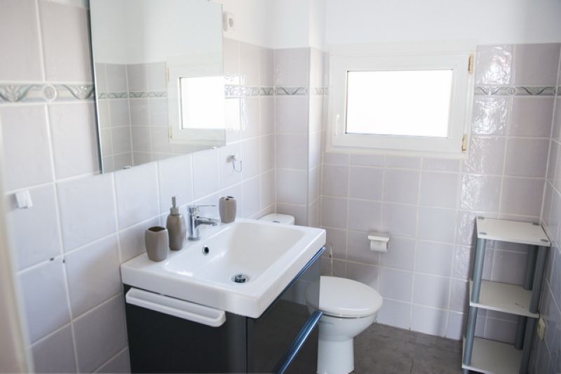 SEASON: Apartment in 1. Line of the beach and coast of Colonia St Jordi-- AP 08 T