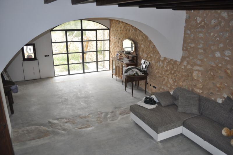 Saison: Ausgefallene Finca auf 2 Etagen mit Ölzentral und Bergblick bei Cas Concos-- F 165 T