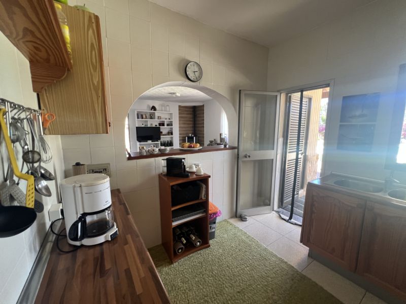 SAISON bis zu 4 Monate: Ebenerdiges Chalet mit Pool, AC; Pelett am S Amarrador - Santanyi -- CH 42 T