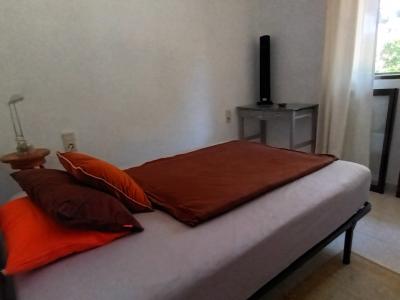 SAISON bis zu 4 Monate: Ebenerdiges Chalet mit Pool, AC; Pelett am S Amarrador - Santanyi -- CH 42 T