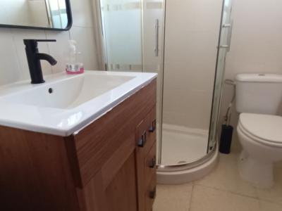 SAISON bis zu 4 Monate: Ebenerdiges Chalet mit Pool, AC; Pelett am S Amarrador - Santanyi -- CH 42 T