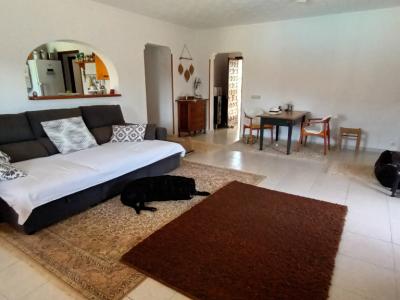 SAISON bis zu 4 Monate: Ebenerdiges Chalet mit Pool, AC; Pelett am S Amarrador - Santanyi -- CH 42 T