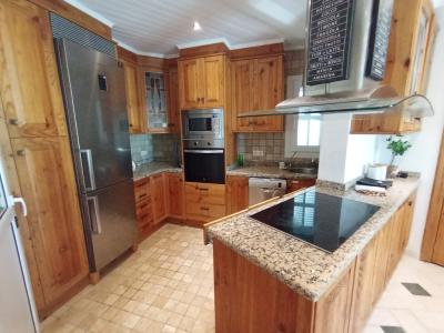 Saison: Chalet mit Fussbodenheizung, Garten und Pool in Cala LLombards -- CH 07 T