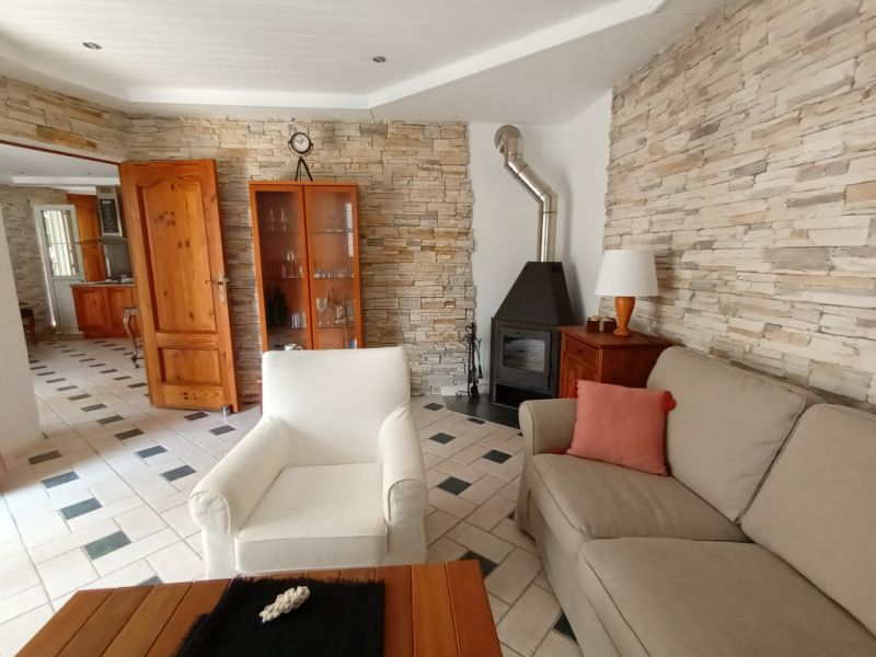 Saison: Chalet mit Fussbodenheizung, Garten und Pool in Cala LLombards -- CH 07 T