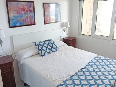 TEMPORADA: Dúplex - Apartamento en 1. Línea de la costa de Cala Murada -- AP 08 T