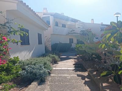 TEMPORADA: Dúplex - Apartamento en 1. Línea de la costa de Cala Murada -- AP 08 T