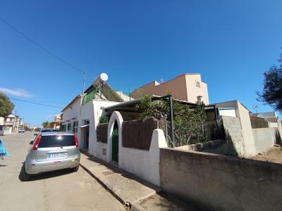 SAISON: Ebenerdiges Chalet mit Fussbodenheizung an der Küste von Sa Rapita --- CH 19 T