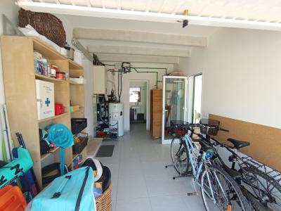 SAISON: Ebenerdiges Chalet mit Fussbodenheizung an der Küste von Sa Rapita --- CH 19 T