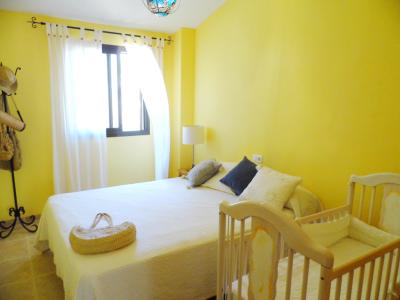 Saison: Ebenerdiges Chalet mit Garten in Sa Rapita-- CH 90 T