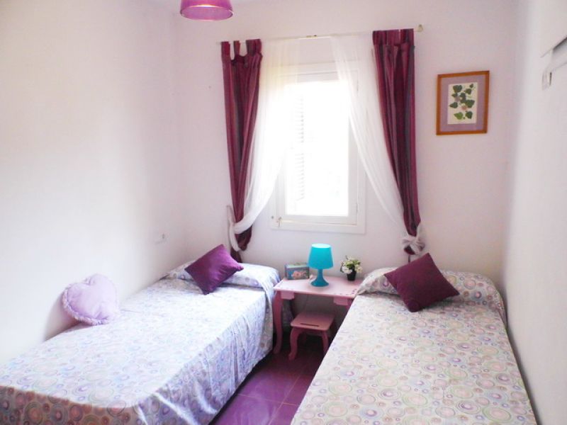 SAISON: Ebenerdiges Chalet mit Garten und Kamin am S Amarrador -- Santanyi -- CH 139 T