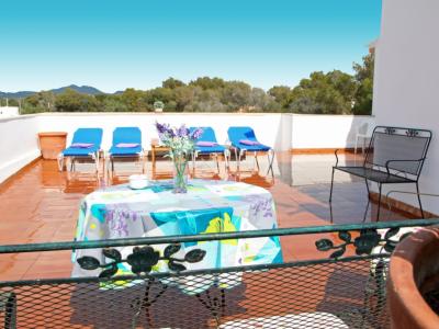 SAISON: Ebenerdiges Chalet mit Garten und Kamin am S Amarrador -- Santanyi -- CH 139 T