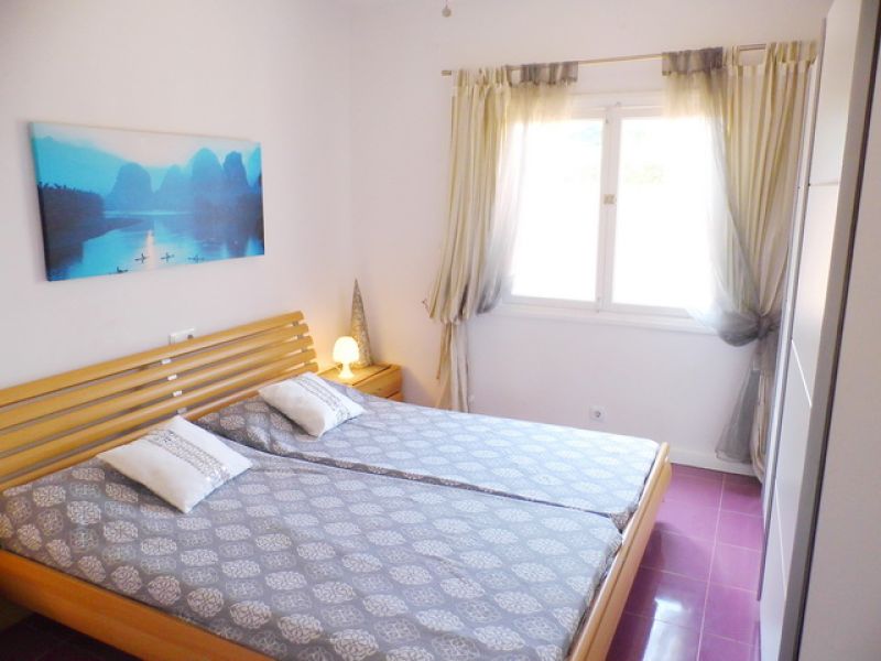 SAISON: Ebenerdiges Chalet mit Garten und Kamin am S Amarrador -- Santanyi -- CH 139 T