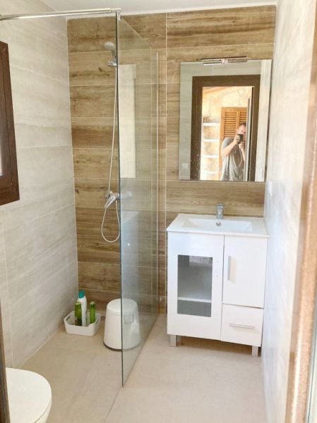 SAISON: Ebenerdiges Chalet mit kl. Pool in einer Grünzone - nahe der Cala Mondrago - Santanyi -  CH