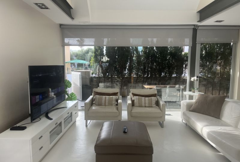 SAISON: Exklusives 2 Etagenchalet mit Pool in ruhiger Lage von Sa Rapita -- CH 77 T