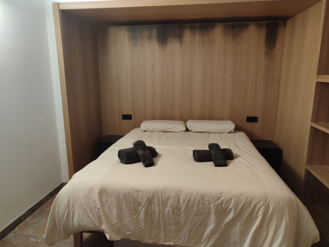 SEASON: Modern Ground-Floor Apartment without Terrace in the Center of Felanitx --- AP 26 T