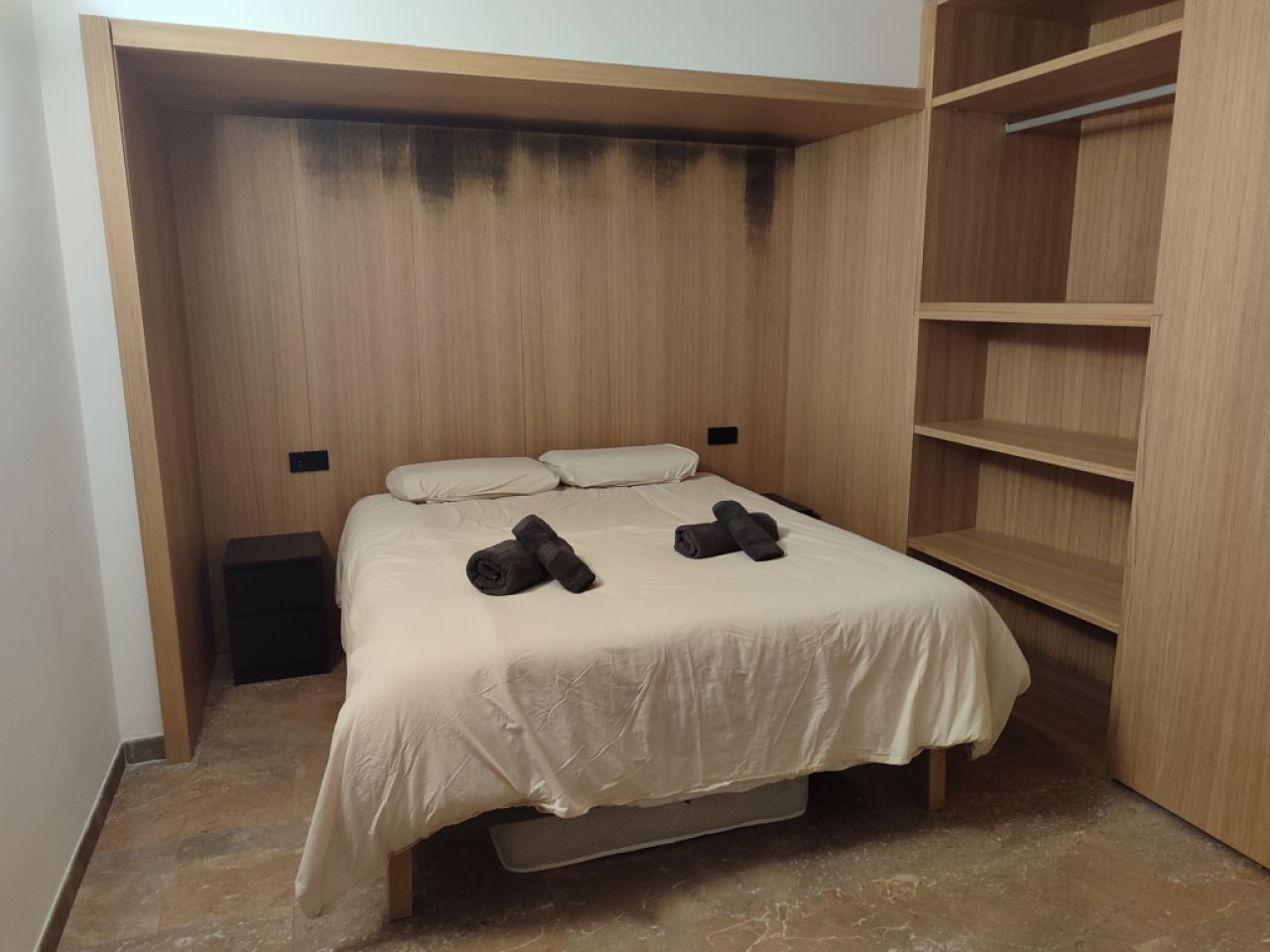 SEASON: Modern Ground-Floor Apartment without Terrace in the Center of Felanitx --- AP 26 T