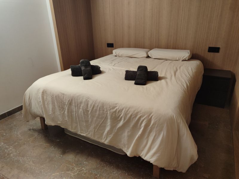 SEASON: Modern Ground-Floor Apartment without Terrace in the Center of Felanitx --- AP 26 T