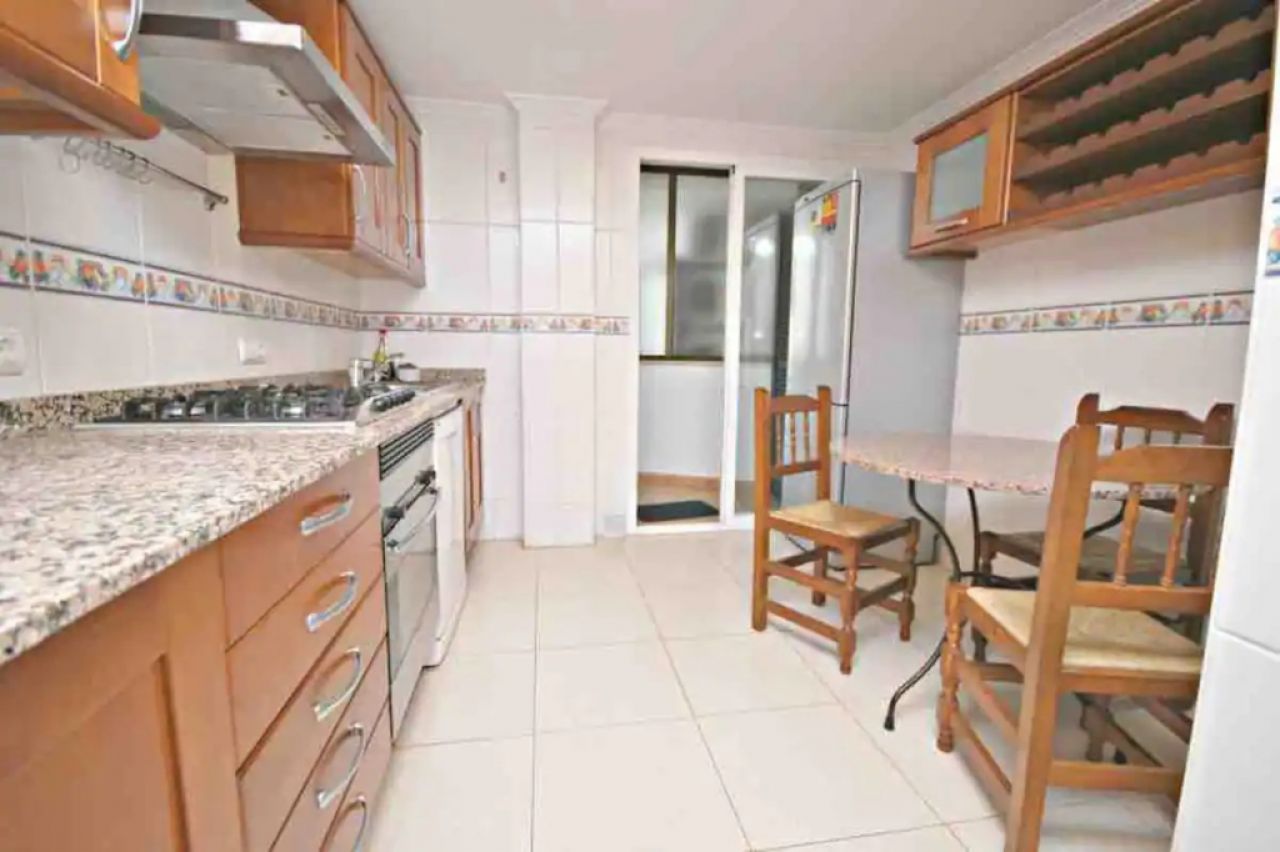 SAISON: Modernes und grosses Apartment im Zentrum von Palma -- AP 11 T CM