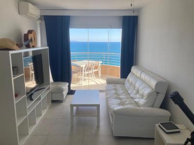 TEMPORADA: Lindo apartamento con piscina comunitaria en 1 línea de los acantilados de Cala Major - P